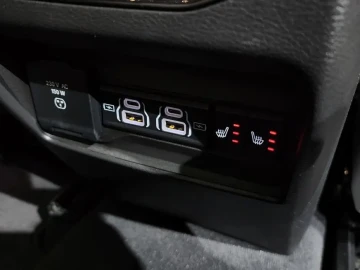 2023 Jeep Grand Cherokee с пробегом 46 517 км