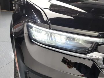 2023 Jeep Grand Cherokee с пробегом 46 517 км