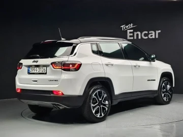 2022 Jeep Compass с пробегом 22 444 км