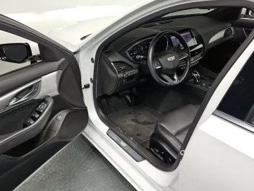 2022 Cadillac CT5 с пробегом 27 019 км