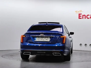 2022 Cadillac CT5 с пробегом 13 031 км