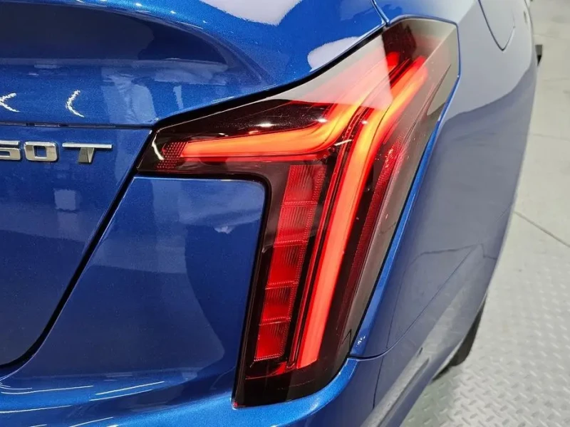 2022 Cadillac CT5 с пробегом 13 031 км