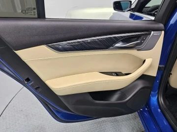 2022 Cadillac CT5 с пробегом 13 031 км