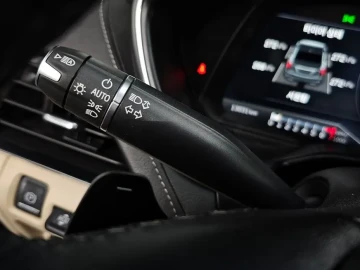 2022 Cadillac CT5 с пробегом 13 031 км