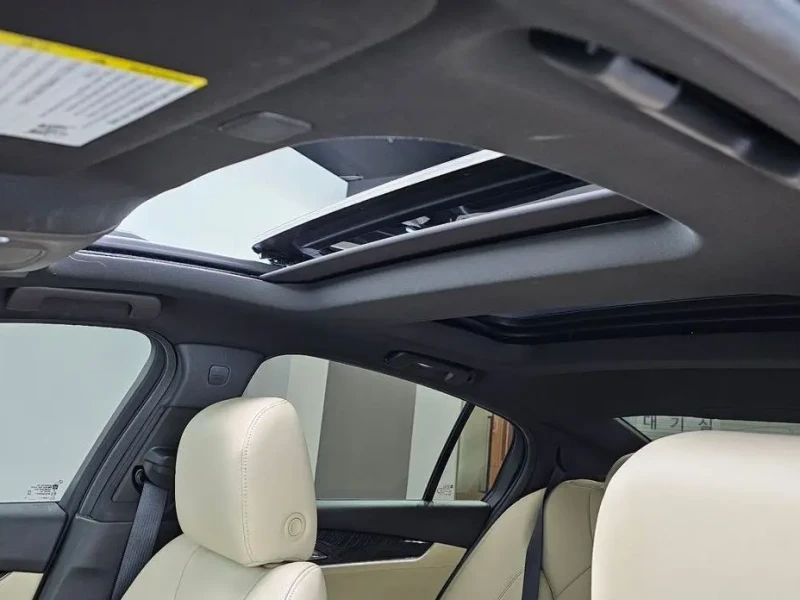2022 Cadillac CT5 с пробегом 13 031 км