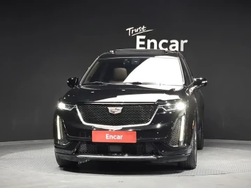 2022 Cadillac XT6 с пробегом 67 170 км