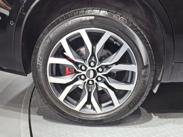 2022 Cadillac XT6 с пробегом 67 170 км