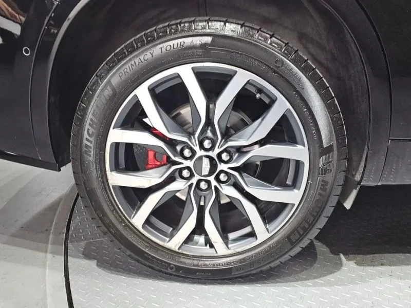 2022 Cadillac XT6 с пробегом 67 170 км
