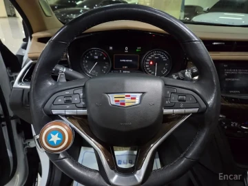 2020 Cadillac XT6 с пробегом 83 809 км