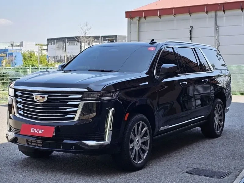 2022 Cadillac Escalade с пробегом 59 648 км