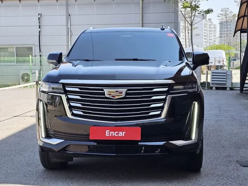 2022 Cadillac Escalade с пробегом 59 648 км