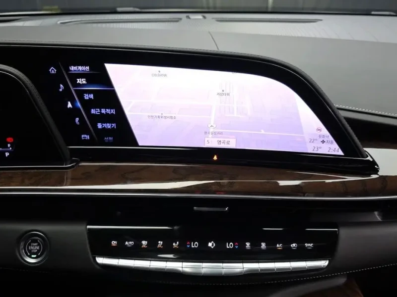 2022 Cadillac Escalade с пробегом 61 290 км