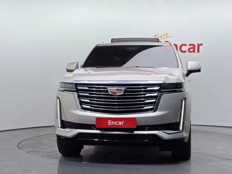 2022 Cadillac Escalade с пробегом 77 336 км