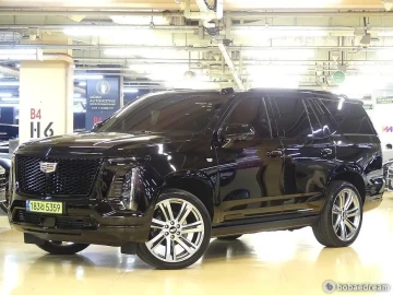2025 Cadillac Escalade с пробегом 19 000 км