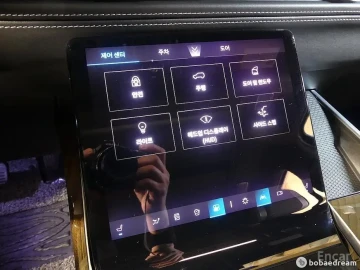 2025 Cadillac Escalade с пробегом 19 000 км