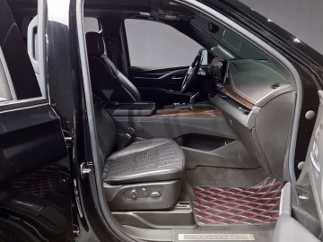 2022 Cadillac Escalade с пробегом 56 277 км