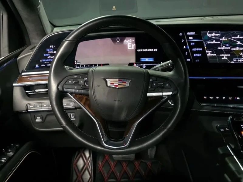 2022 Cadillac Escalade с пробегом 56 277 км