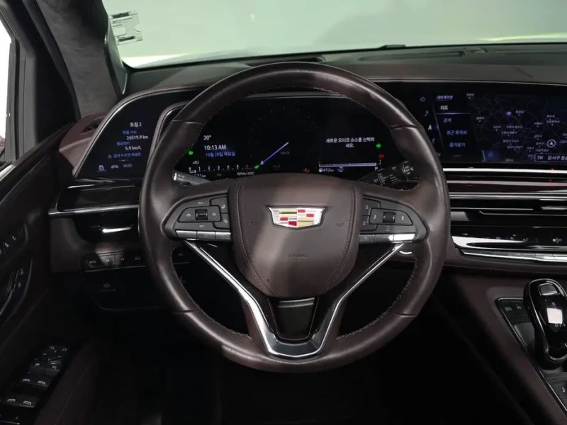 2023 Cadillac Escalade с пробегом 26 531 км