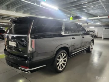2021 Cadillac Escalade с пробегом 42 254 км