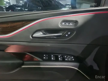2021 Cadillac Escalade с пробегом 42 254 км