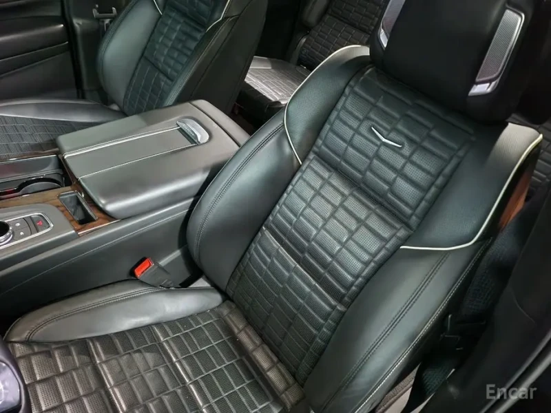 2021 Cadillac Escalade с пробегом 42 254 км