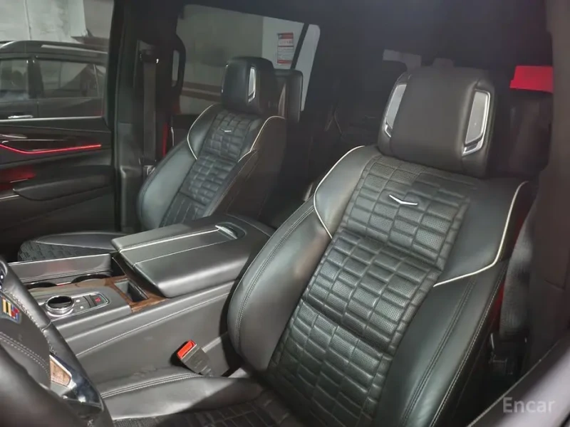 2021 Cadillac Escalade с пробегом 42 254 км