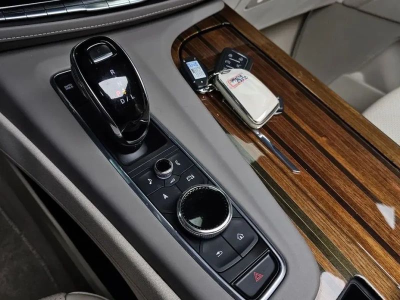 2021 Cadillac Escalade с пробегом 87 141 км