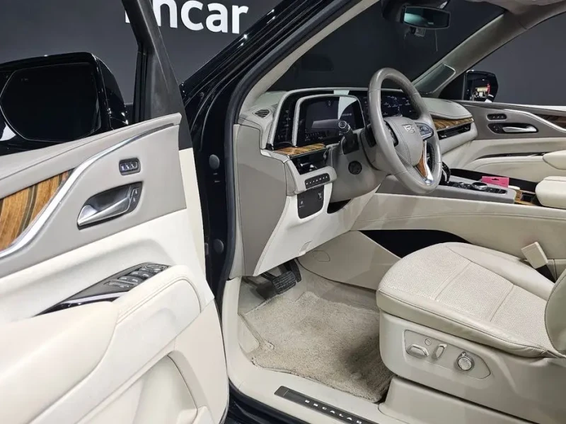 2021 Cadillac Escalade с пробегом 87 141 км