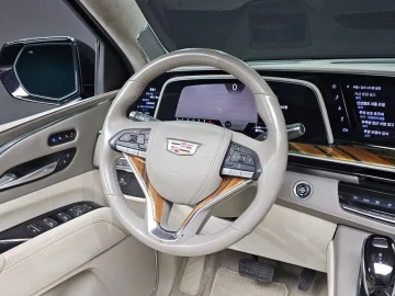 2021 Cadillac Escalade с пробегом 87 141 км