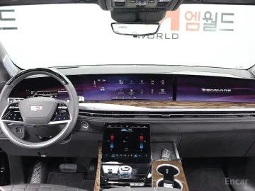 2025 Cadillac Escalade с пробегом 1 580 км