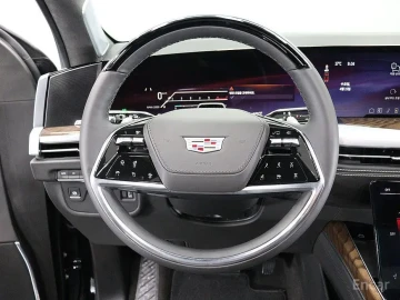 2025 Cadillac Escalade с пробегом 1 580 км