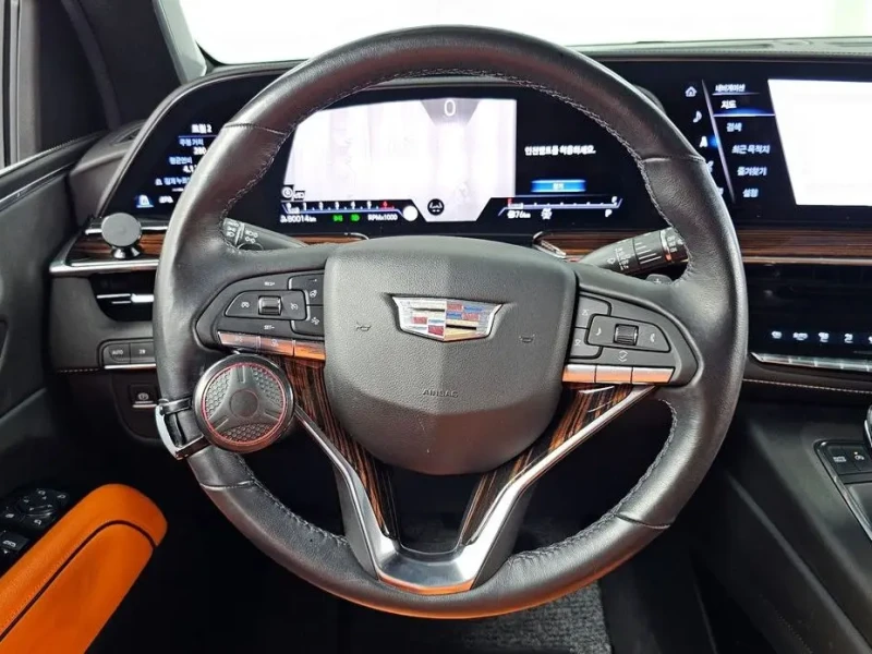 2022 Cadillac Escalade с пробегом 80 014 км