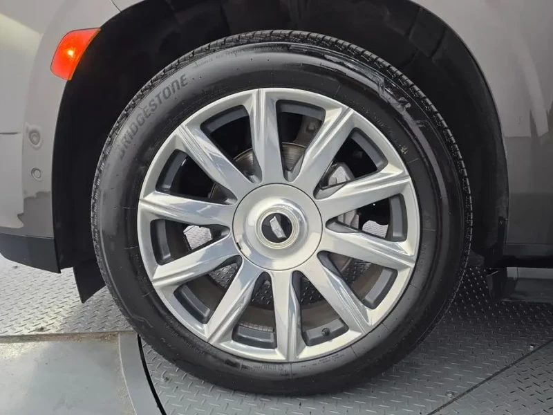 2021 Cadillac Escalade с пробегом 178 398 км