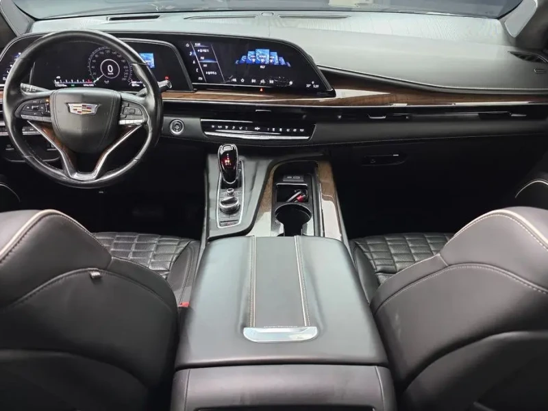 2021 Cadillac Escalade с пробегом 178 398 км