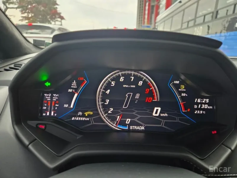 2022 Lamborghini Huracán с пробегом 17 000 км