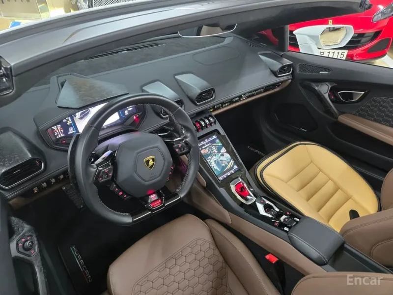 2022 Lamborghini Huracán с пробегом 9 052 км