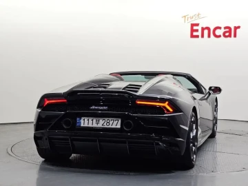 2023 Lamborghini Huracán с пробегом 25 742 км