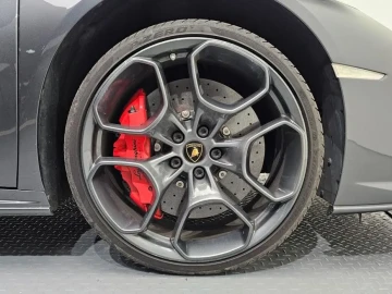 2023 Lamborghini Huracán с пробегом 25 742 км