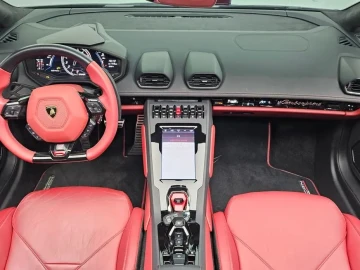 2023 Lamborghini Huracán с пробегом 25 742 км