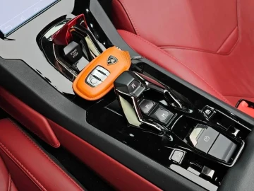 2023 Lamborghini Huracán с пробегом 25 742 км