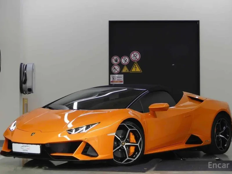 2023 Lamborghini Huracán с пробегом 3 920 км