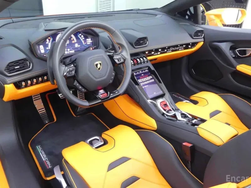 2023 Lamborghini Huracán с пробегом 3 920 км