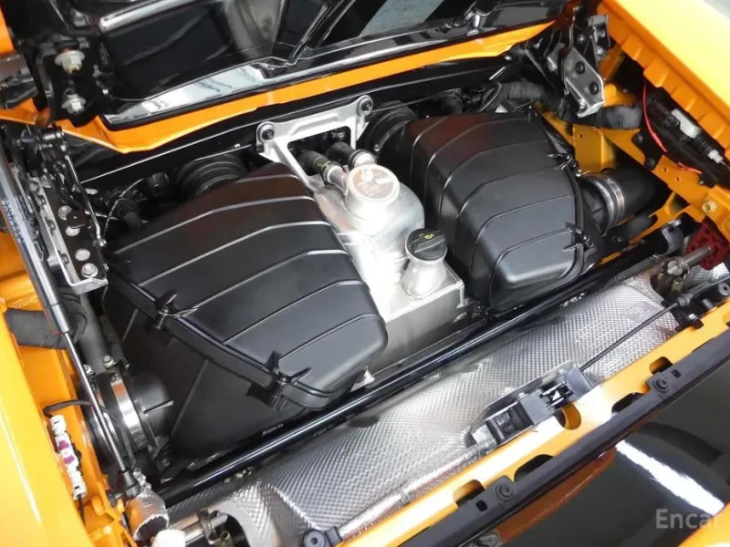 2023 Lamborghini Huracán с пробегом 3 920 км
