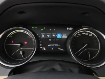 2023 Toyota Camry с пробегом 44 160 км