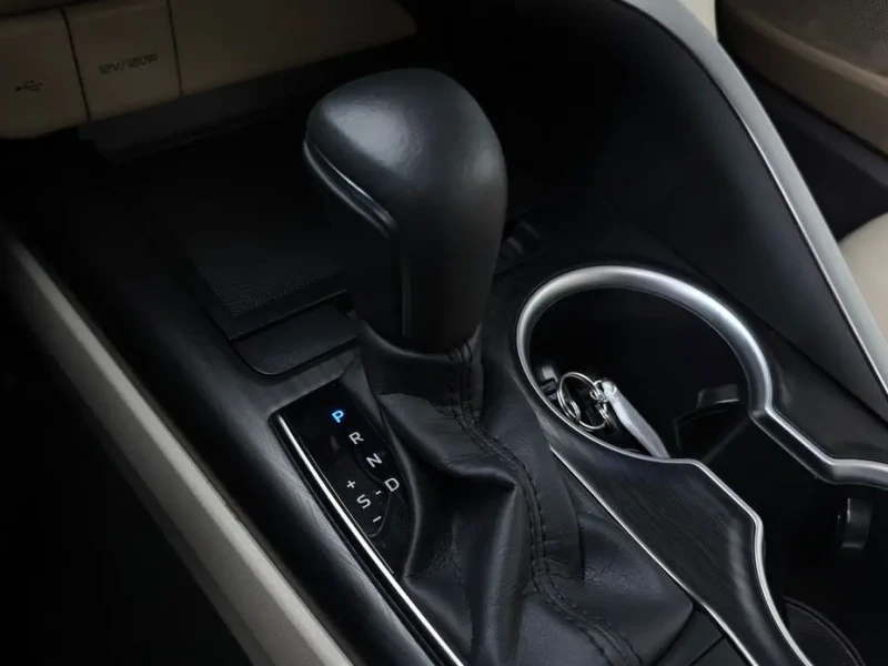 2023 Toyota Camry с пробегом 44 160 км