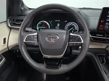 2023 Toyota Sienna с пробегом 41 447 км