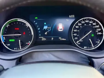 2022 Toyota Sienna с пробегом 17 995 км