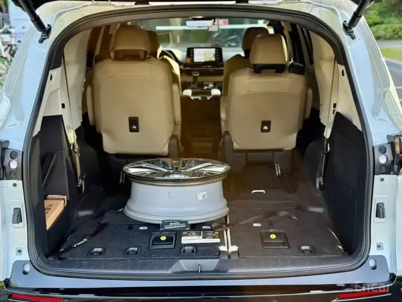 2022 Toyota Sienna с пробегом 17 995 км