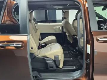 2023 Toyota Sienna с пробегом 58 636 км