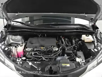2023 Toyota Sienna с пробегом 68 140 км
